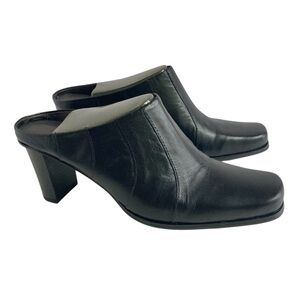 NWT Vintage Liz Claiborne Y2K Black Leather Mules Size 7M Slide On